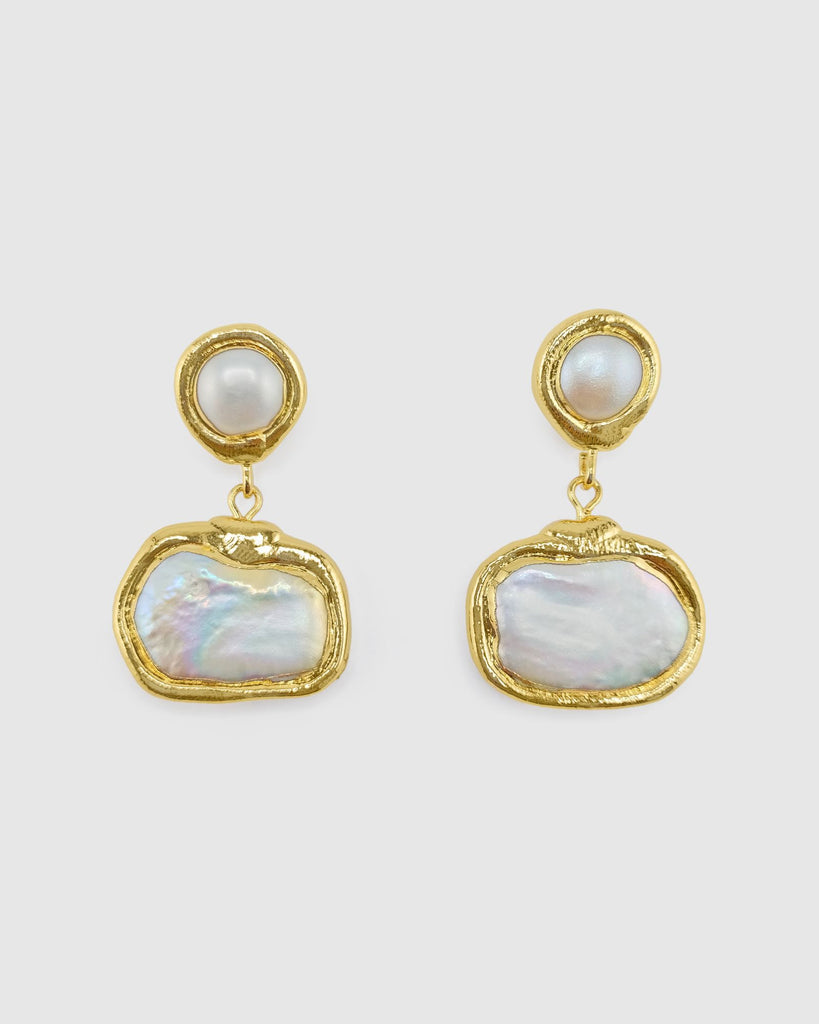 Miz Casa & Co Meira Earrings in Gold Pearl