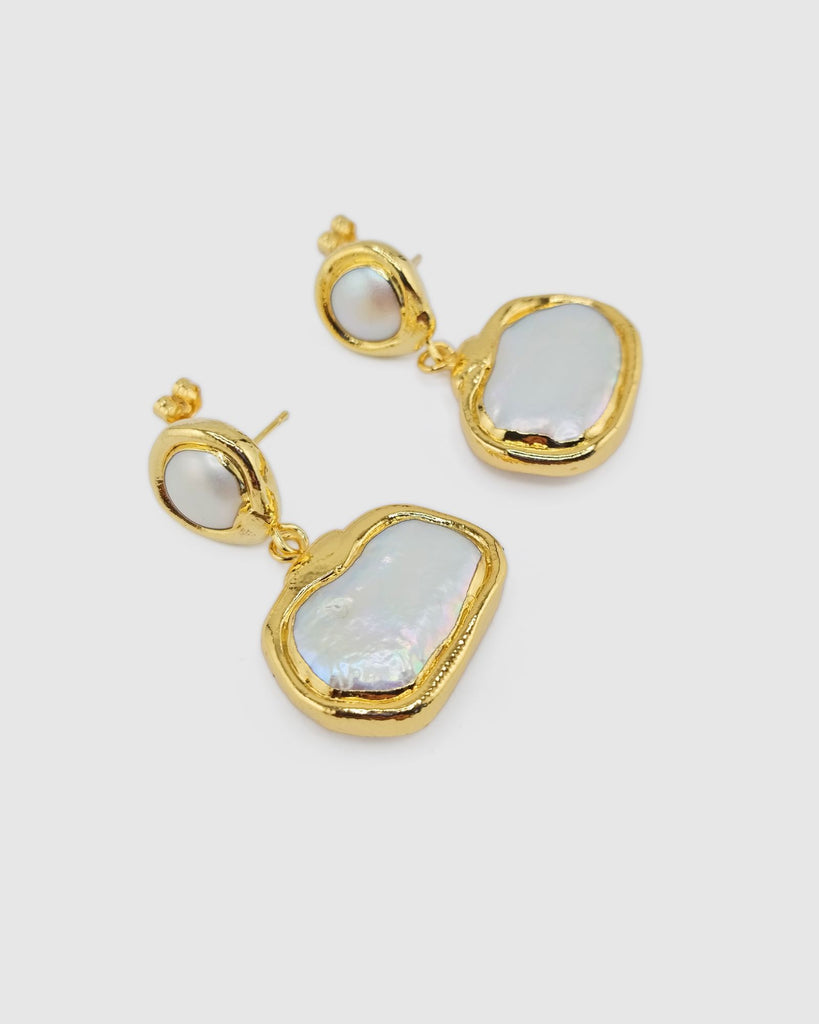 Miz Casa & Co Meira Earrings in Gold Pearl