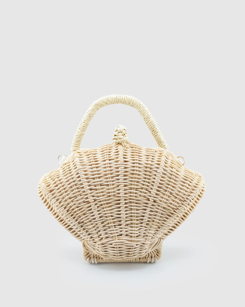 Miz Casa & Co Shell Clutch Woven Bag Natural