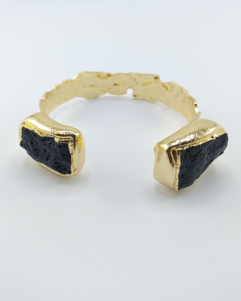 Miz Casa & Co Aurana Cuff Gold Black
