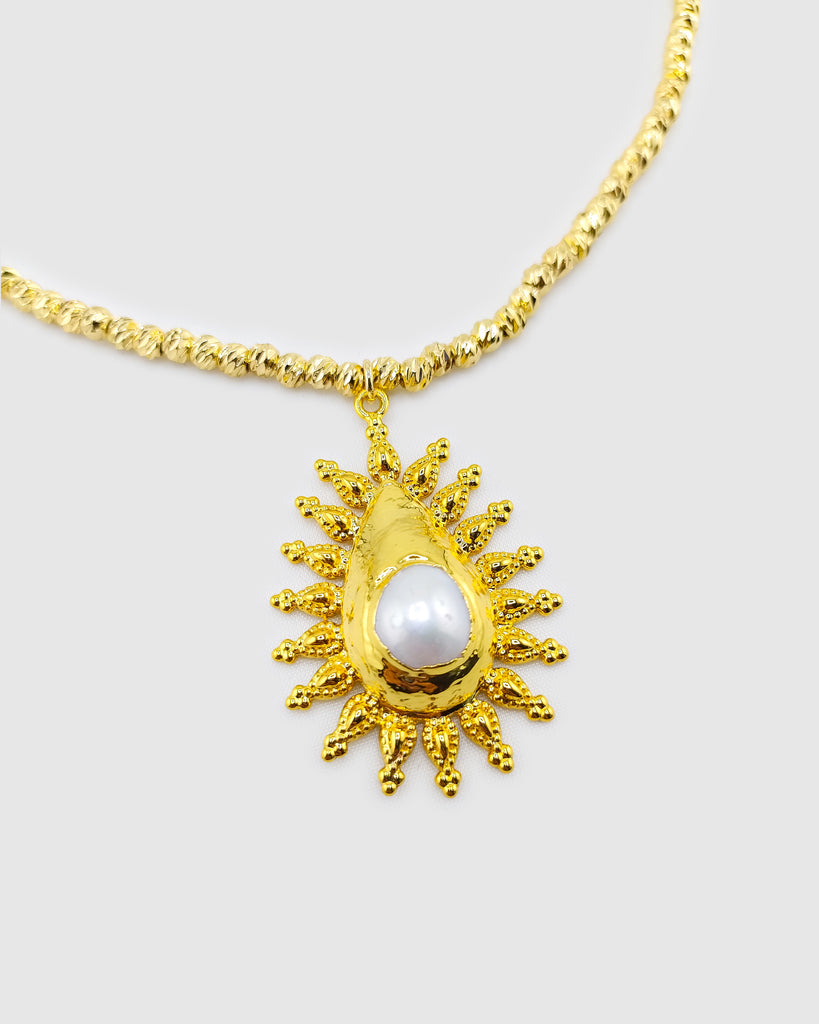 Miz Casa & Co Dahlia Necklace Pearl