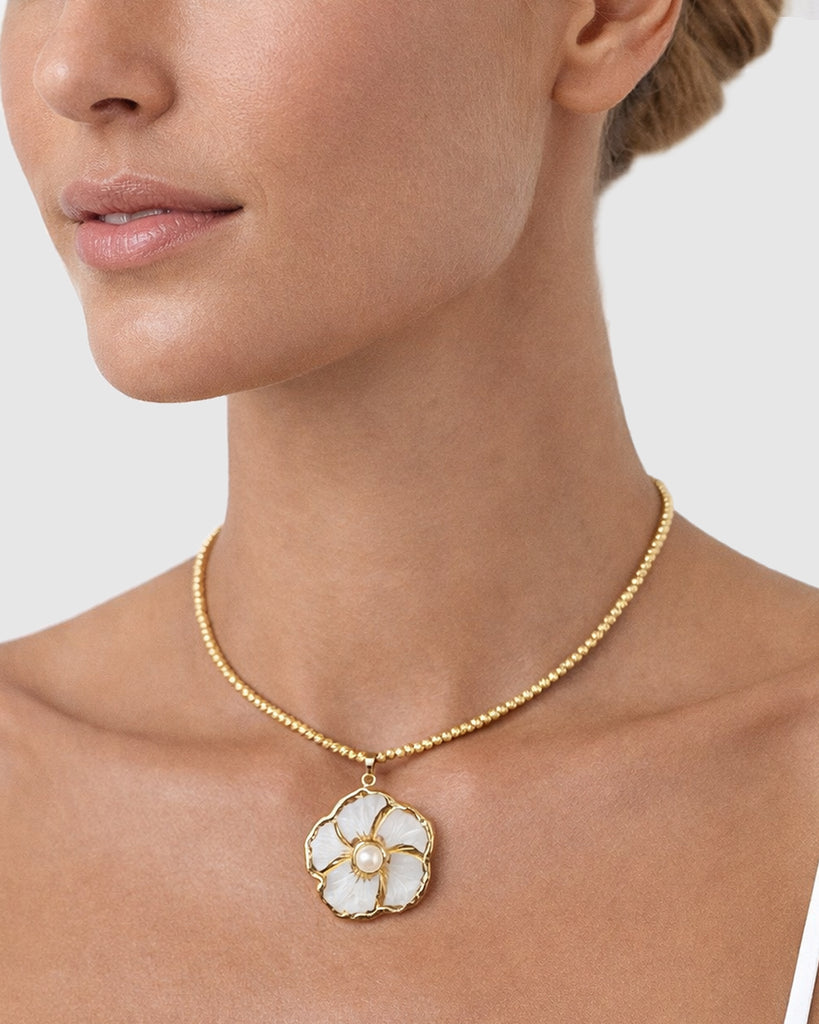 Miz Casa & Co Flora Necklace White