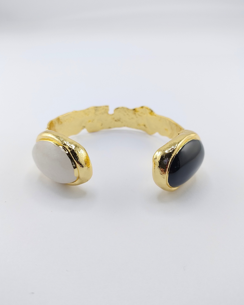 Miz Casa & Co Indira Cuff Clear & Black Quartz
