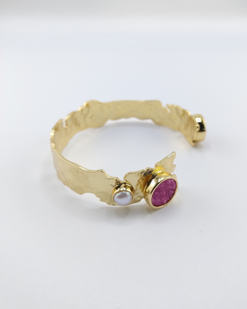 Miz Casa & Co Isolde Cuff Gold Pink druzy quartz