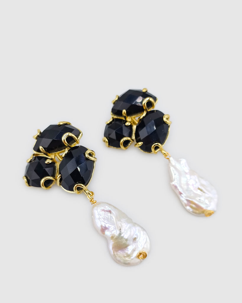 Miz Casa & Co Ophelia Earrings in Black Pearl