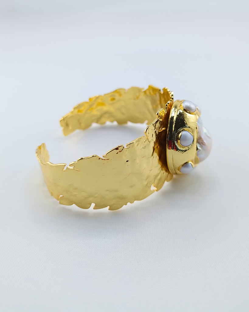 Miz Casa & Co Orlaith Cuff Gold pearl