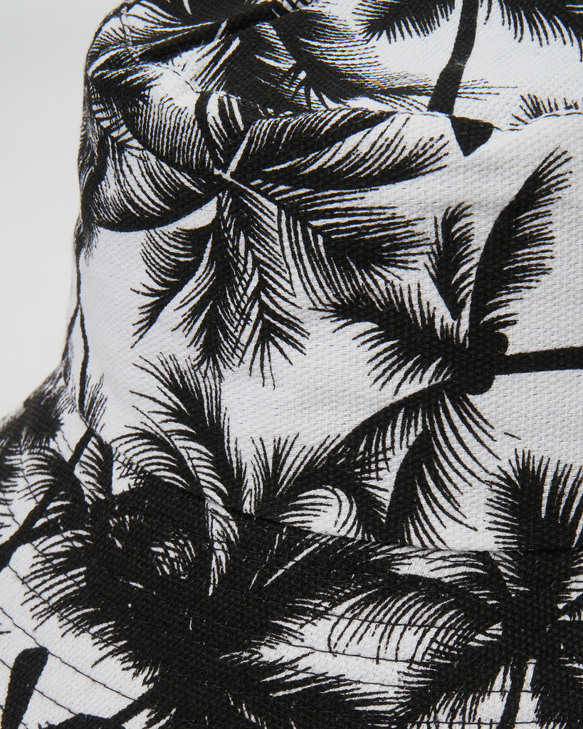 Miz Casa & Co Kailani Bucket Hat Palm Black White