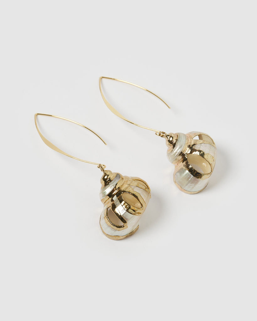 Miz Casa & Co Adrielle Shell Earrings Gold