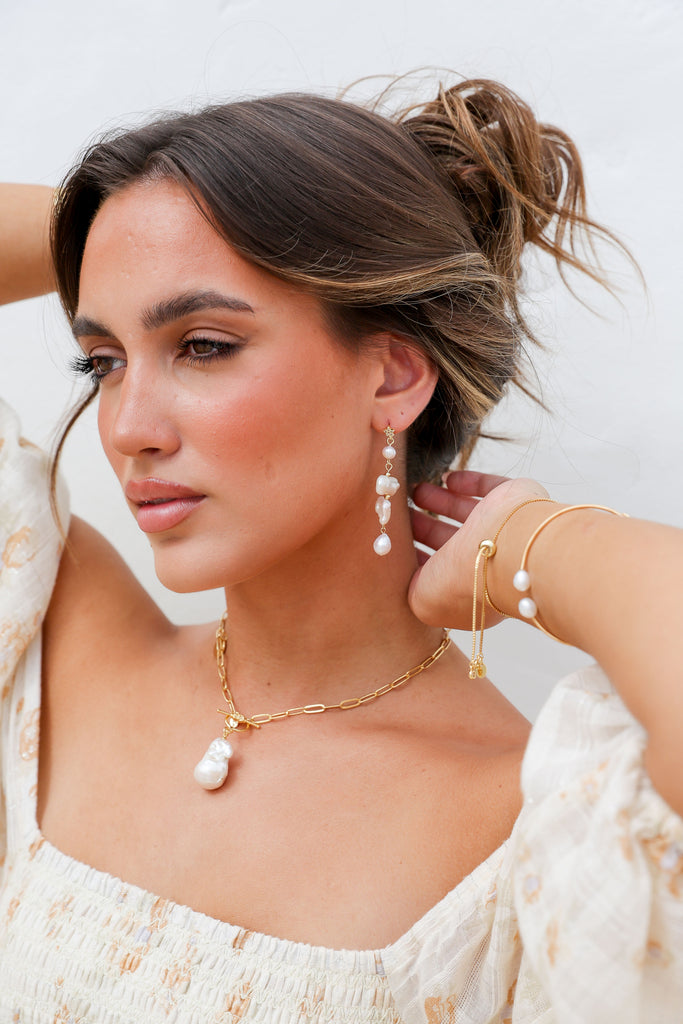 Miz Casa & Co Selena Earrings Iridescent Pearl