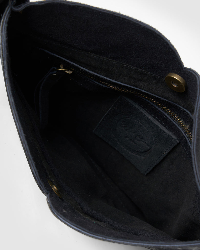 Miz Casa & Co Aurora Crossbody Bag Black