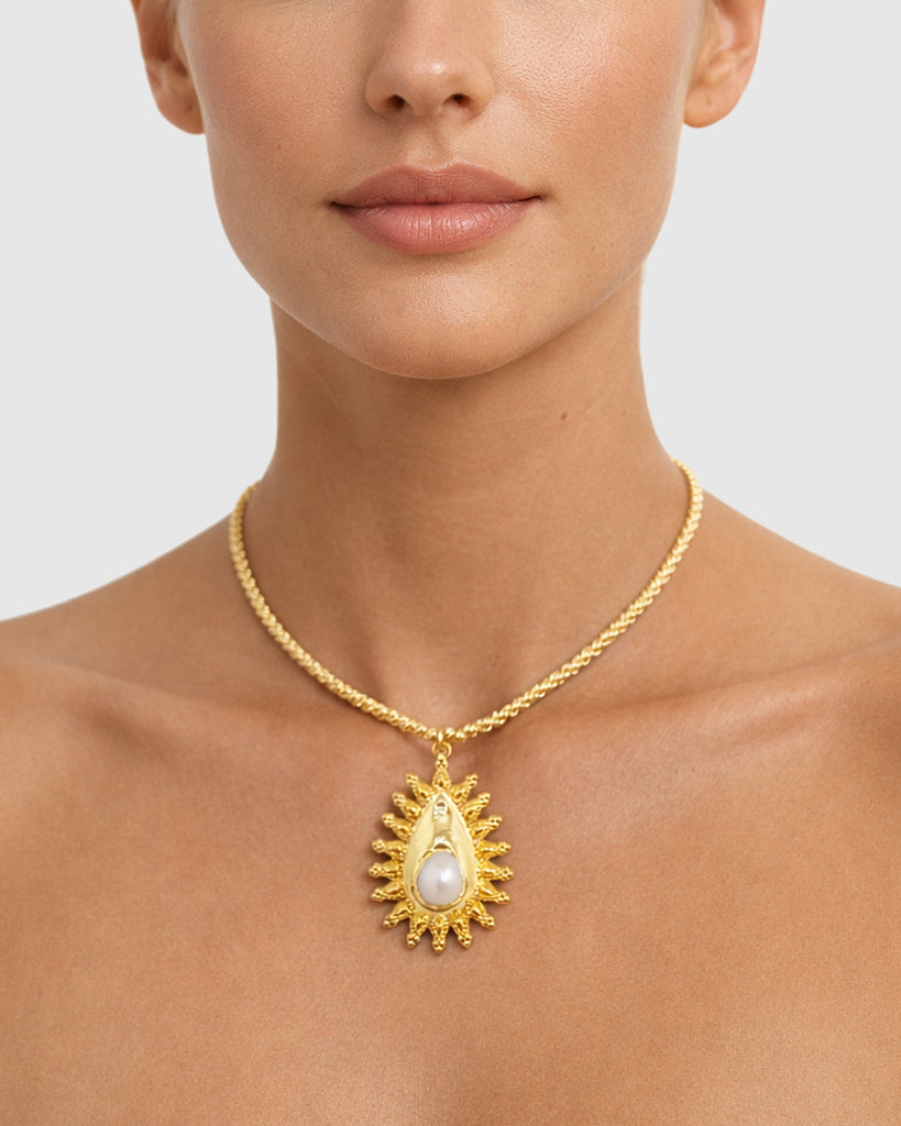 Miz Casa & Co Dahlia Necklace Pearl