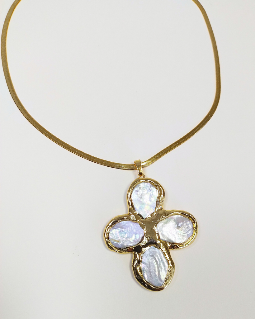 Miz Casa & Co Valoria Pearl Necklace