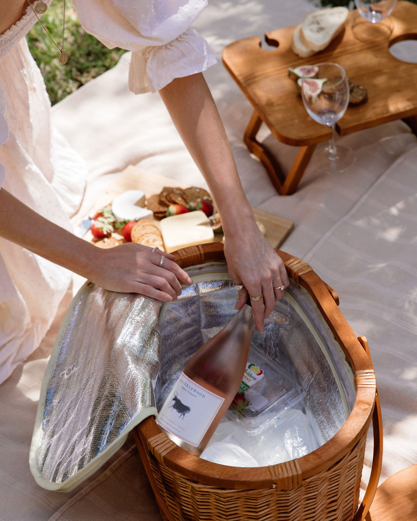 Miz Casa and Co Insulated Picnic Basket