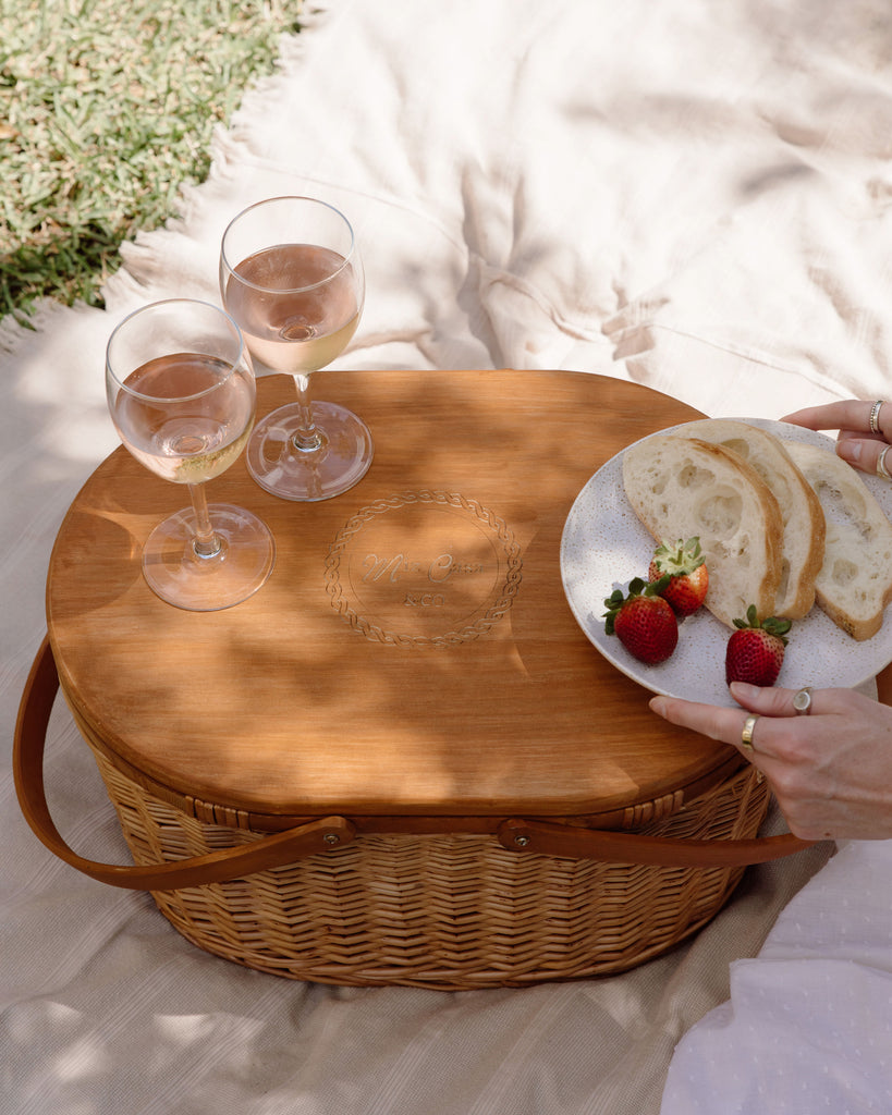 Miz Casa and Co Insulated Picnic Basket