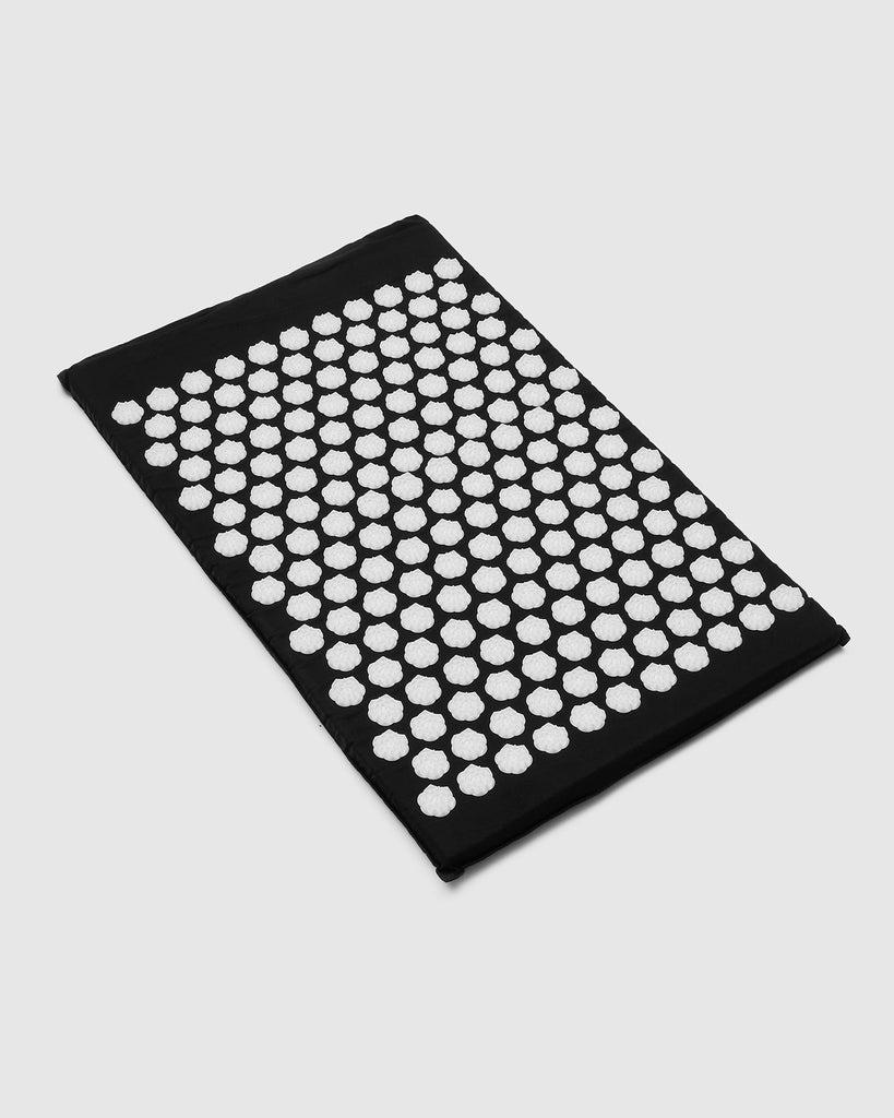 Miz Casa & Co Acupressure Mat Set Black