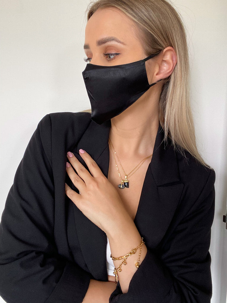 Miz Casa & Co Silk Face Mask Black