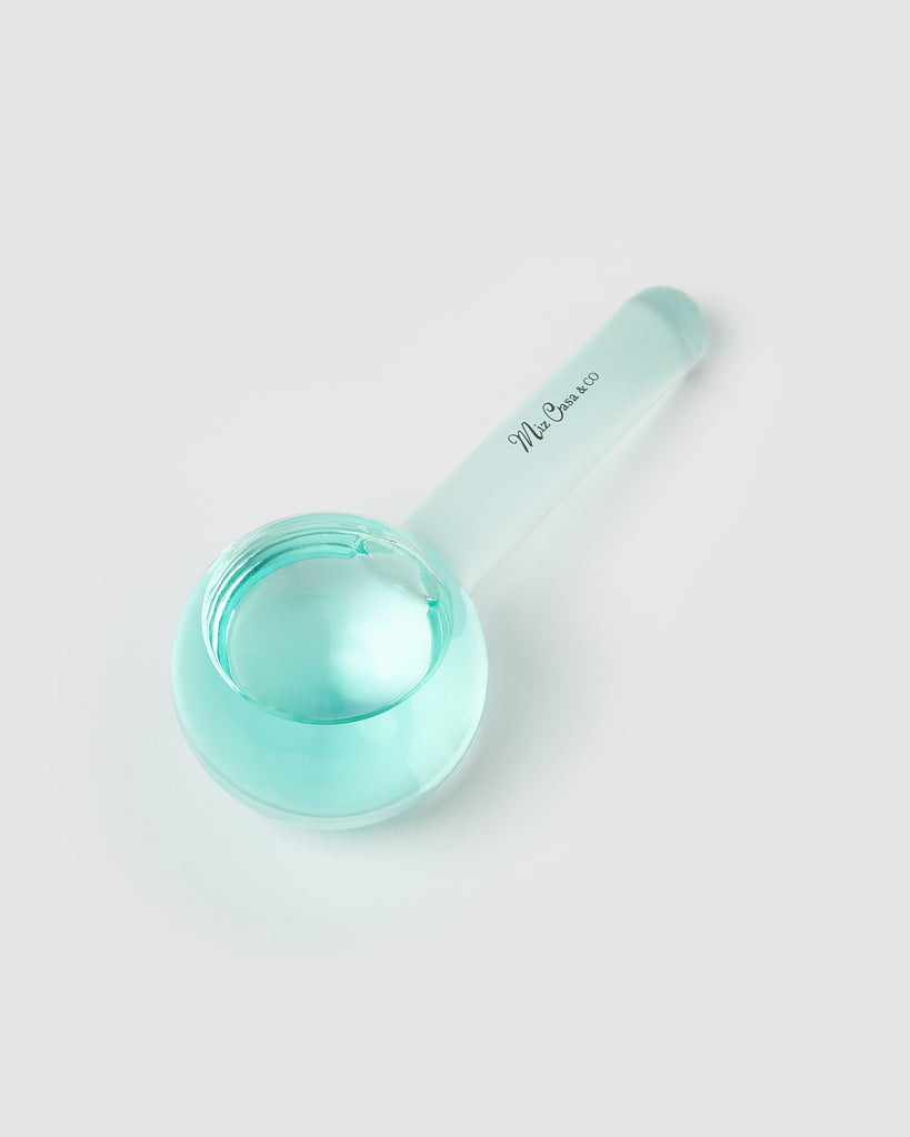 Miz Casa & Co Ice Facial Roller Blue