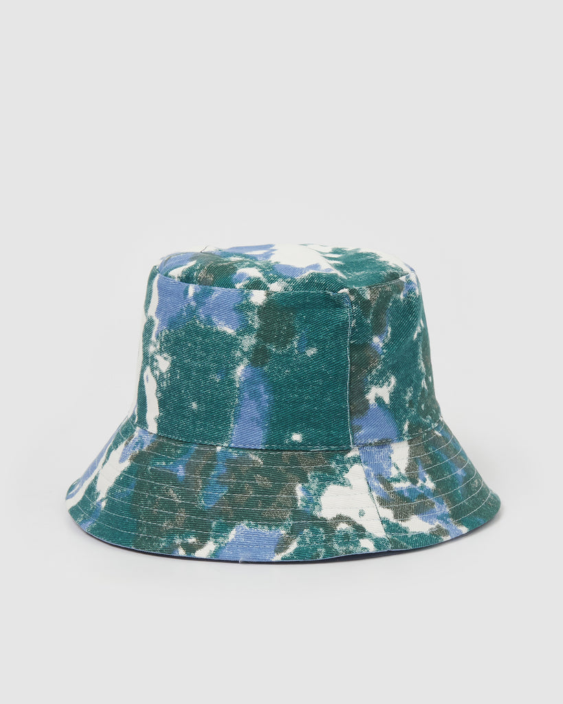 Miz Casa & Co Kailani Bucket Hat Blue Green Tie Dye