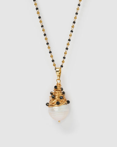 Miz Casa & Co Naia Necklace Gold Pearl