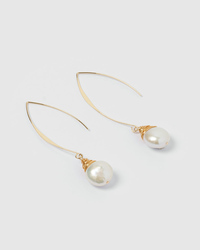 Miz Casa & Co Nadia Simple Drop Earrings Gold Pearl