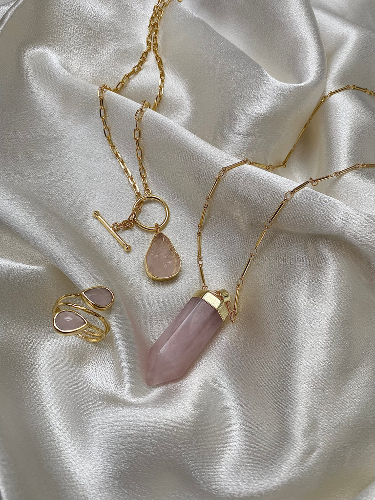 Miz Casa & Co Isla Pendant Necklace Rose Quartz Gold
